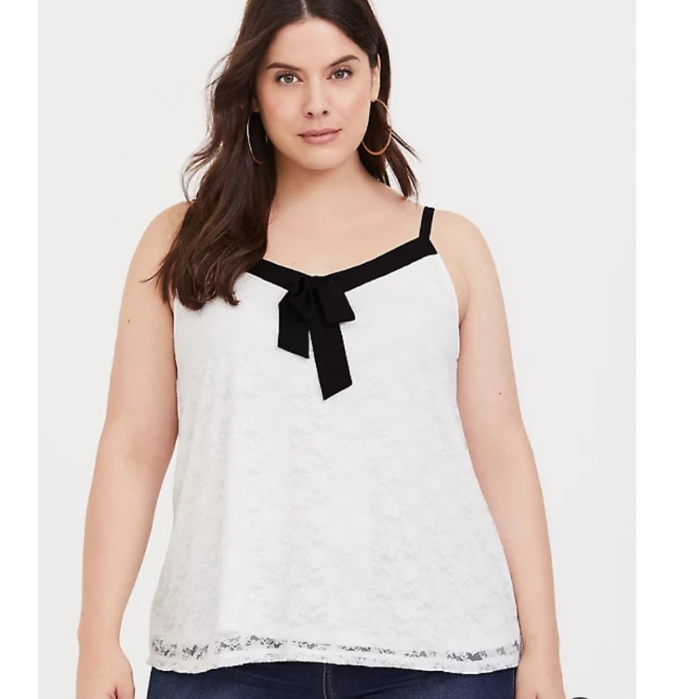 NWT Torrid White and Black Bow lace cami sz 0